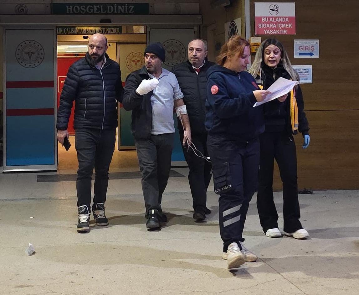 inegolde elini testereye kaptiran iscinin 3 parmagi parcalandi 0 j93amV9k