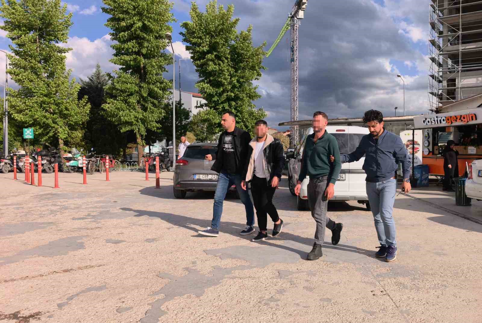 inegolde enseden bicaklayan supheli ile agabeyi yakalandi 3 atLzC78P