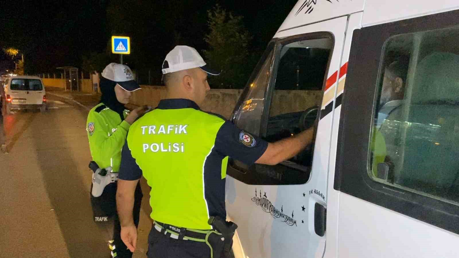 inegolde genis capli uygulama 3 71ZAOsiE