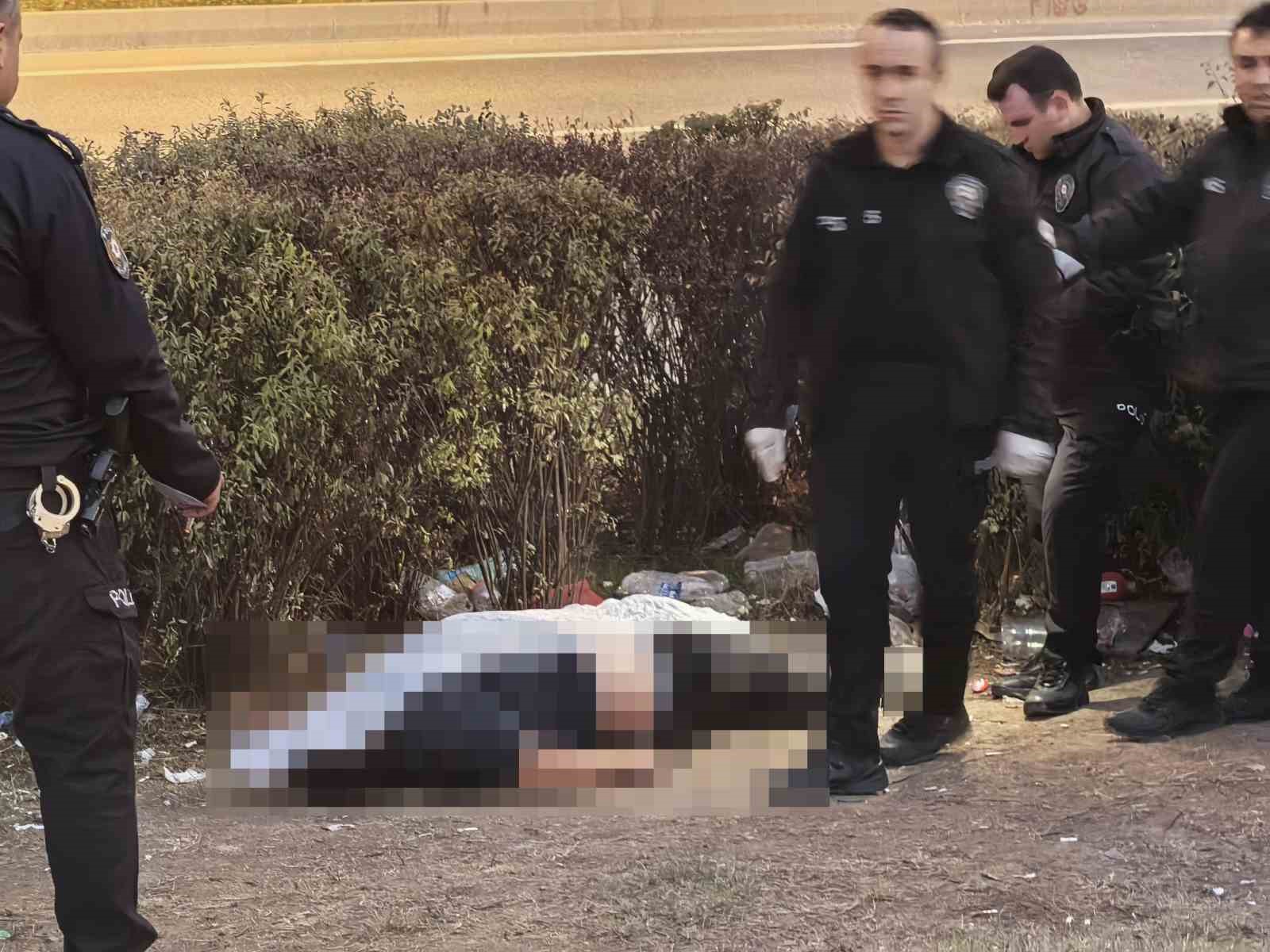 İnegöl’de köprülü kavşakta erkek cesedi bulundu 9 inegolde koprulu kavsakta erkek cesedi bulundu 5 d8K8KXwF