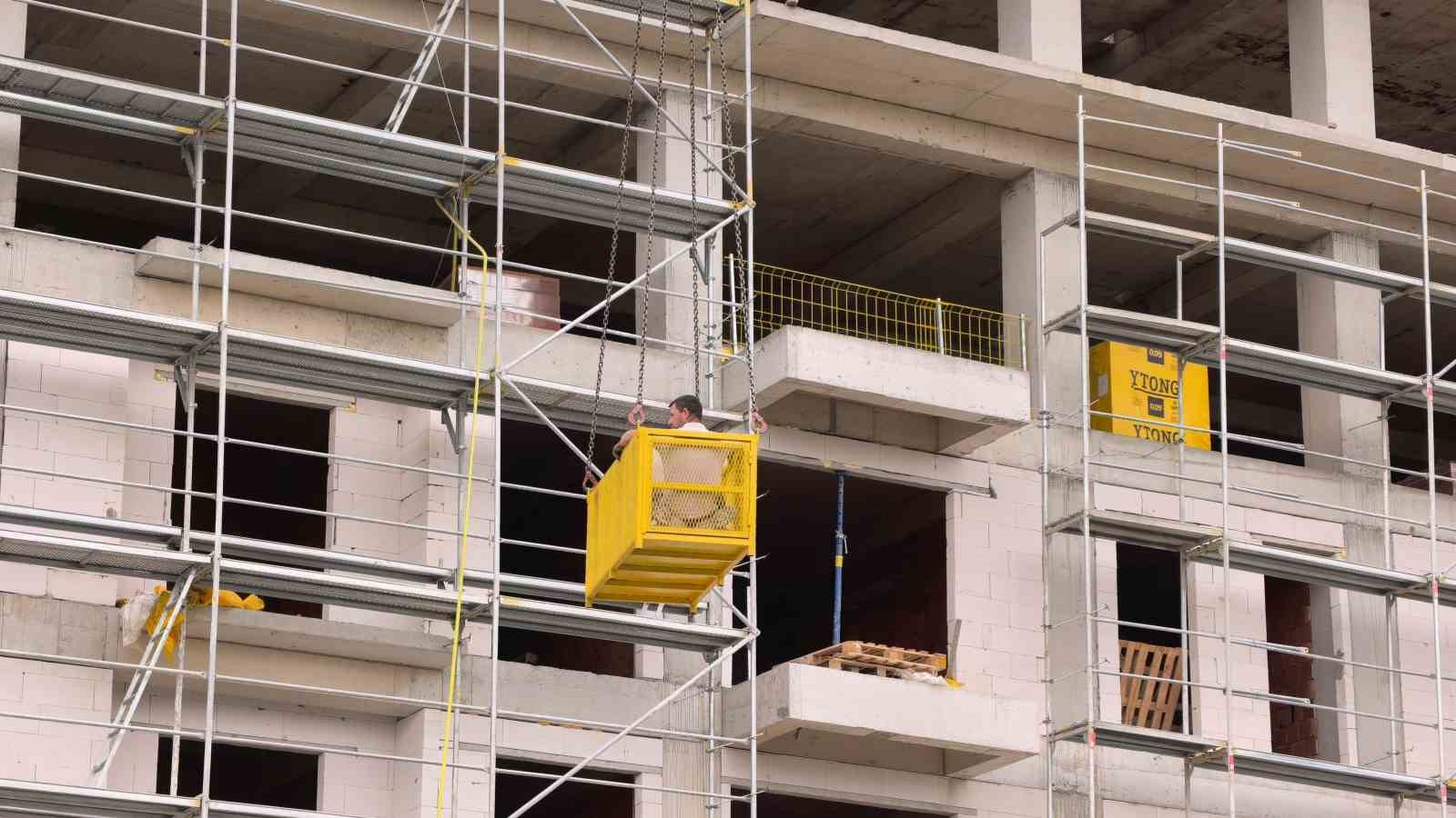inegolde nefes kesen kurtarma yarali isci vincle zemine alindi 5 8W2WtSCZ