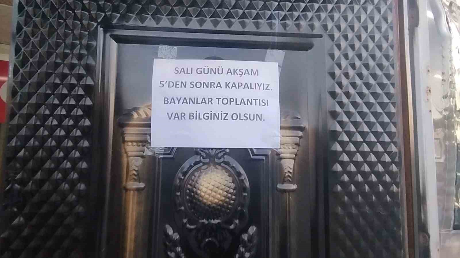 İnegöl’de roller değişti: Erkekler evde, kadınlar kahvede 4 inegolde roller degisti erkekler evde kadinlar kahvede 0 mJrbiqLM