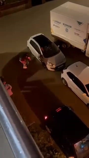 inegolde saganak hayati felc etti bir surucu aracina sandalyeyle boyle bindi 5 ySSeZbz8