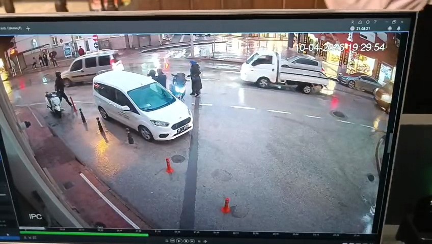 inegolde trafikte bicakli gerginlik surucuye 180 bin tl ceza 2 G36DMH4T
