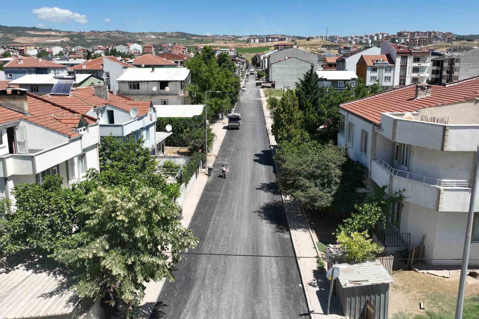 İnegöl’de yollar yenileniyor 6 inegolde yollar yenileniyor 2 6BrPU7bz