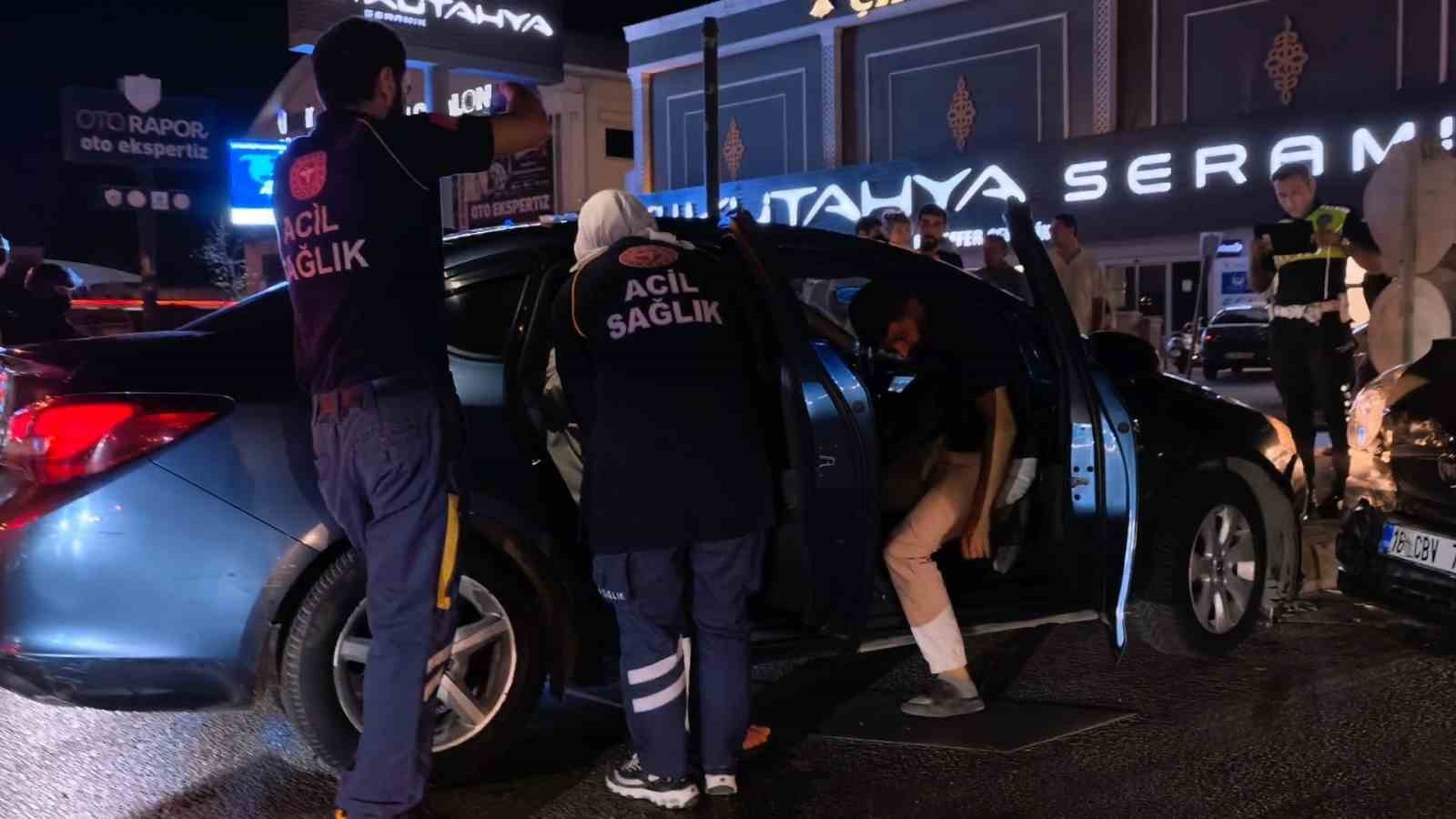 İnegöl’de zincirleme kaza: 5 yaralı 4 inegolde zincirleme kaza 5 yarali 0 ec3D5IY6
