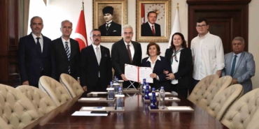 inegole-7-birimli-yeni-aile-sagligi-merkezi-icin-protokol-imzalandi-Wkx7ZxHE.jpg