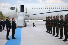 ANKARA) Cumhurbaşkanı Erdoğan, ABD Başkanı Donald Trump ile Cumhurbaşkanlığı Külliyesi’nde bir araya geldi 1 thumbnail