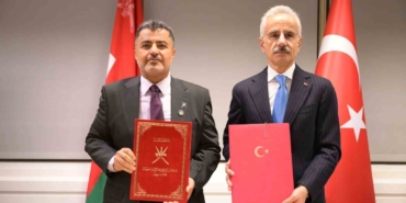 ingilterede-turkiye-ile-umman-arasinda-denizcilik-ve-ulastirma-alaninda-is-birligi-icin-2-yeni-FUw2MKJA.jpg