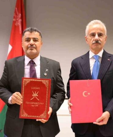ingilterede-turkiye-ile-umman-arasinda-denizcilik-ve-ulastirma-alaninda-is-birligi-icin-2-yeni-FUw2MKJA.jpg