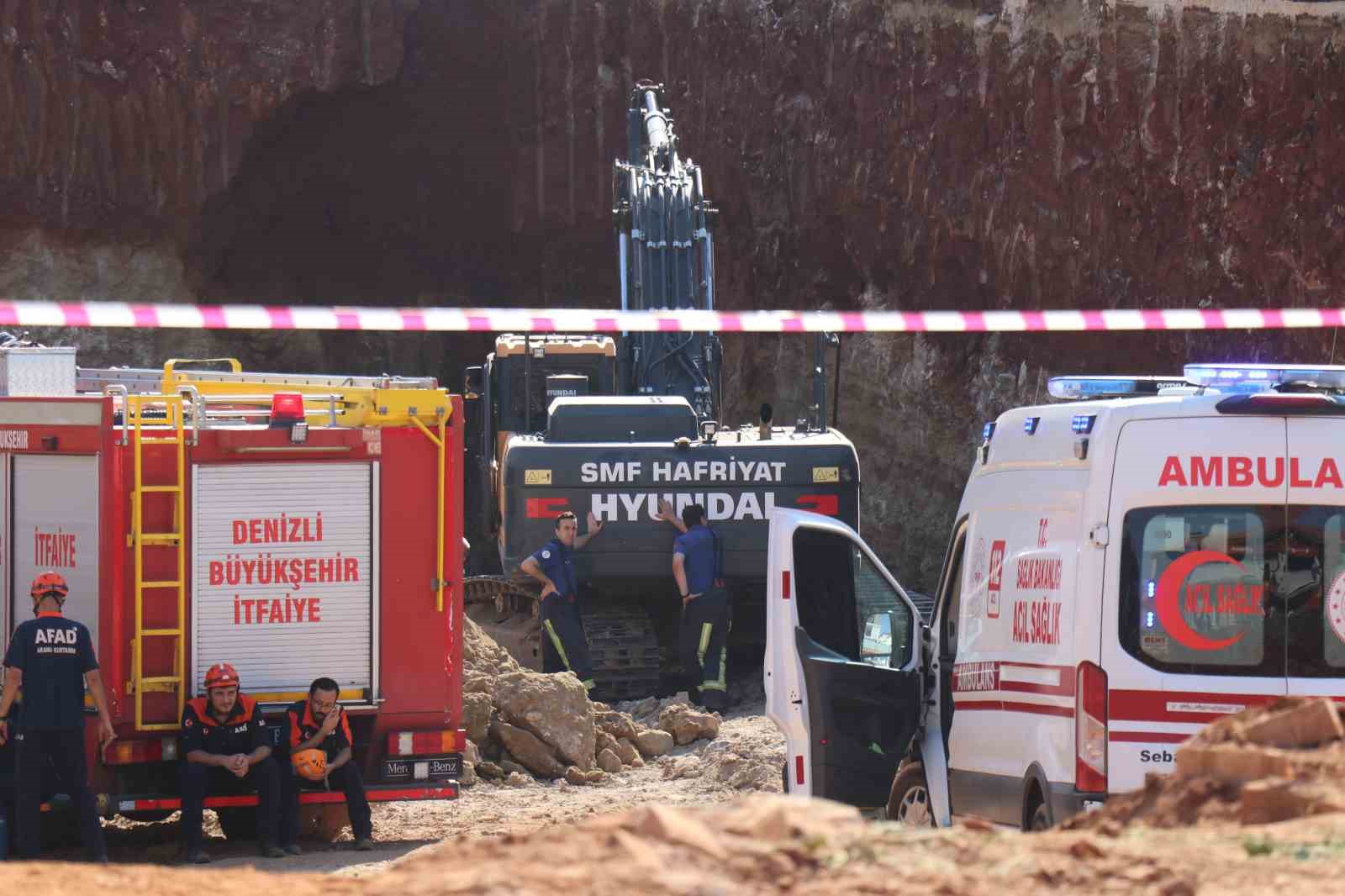 insaat kazisinda gocuk altinda kalan kepce operatoru hayatini kaybetti 0 N5bVAA8E