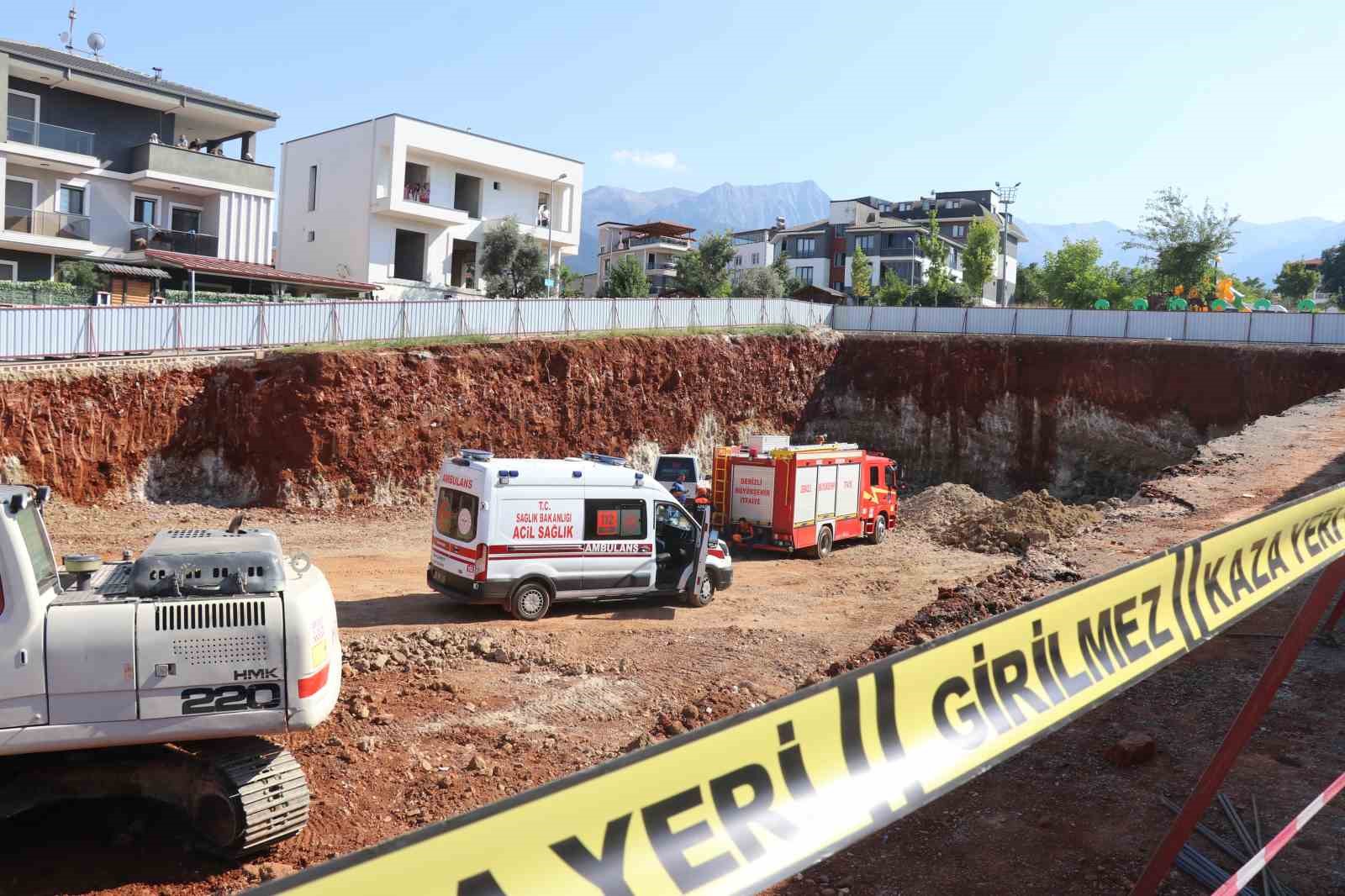 insaat kazisinda gocuk altinda kalan kepce operatoru hayatini kaybetti 3