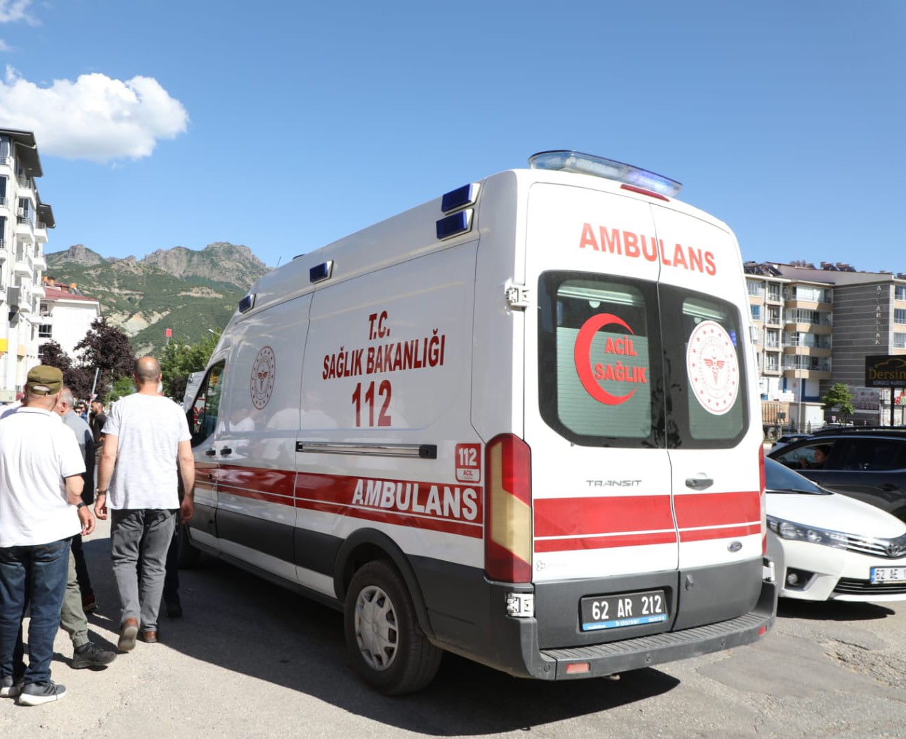 İnşaattan düşen işçi hayatını kaybetti 4 insaattan dusen isci hayatini kaybetti 0 8B4yCwB2