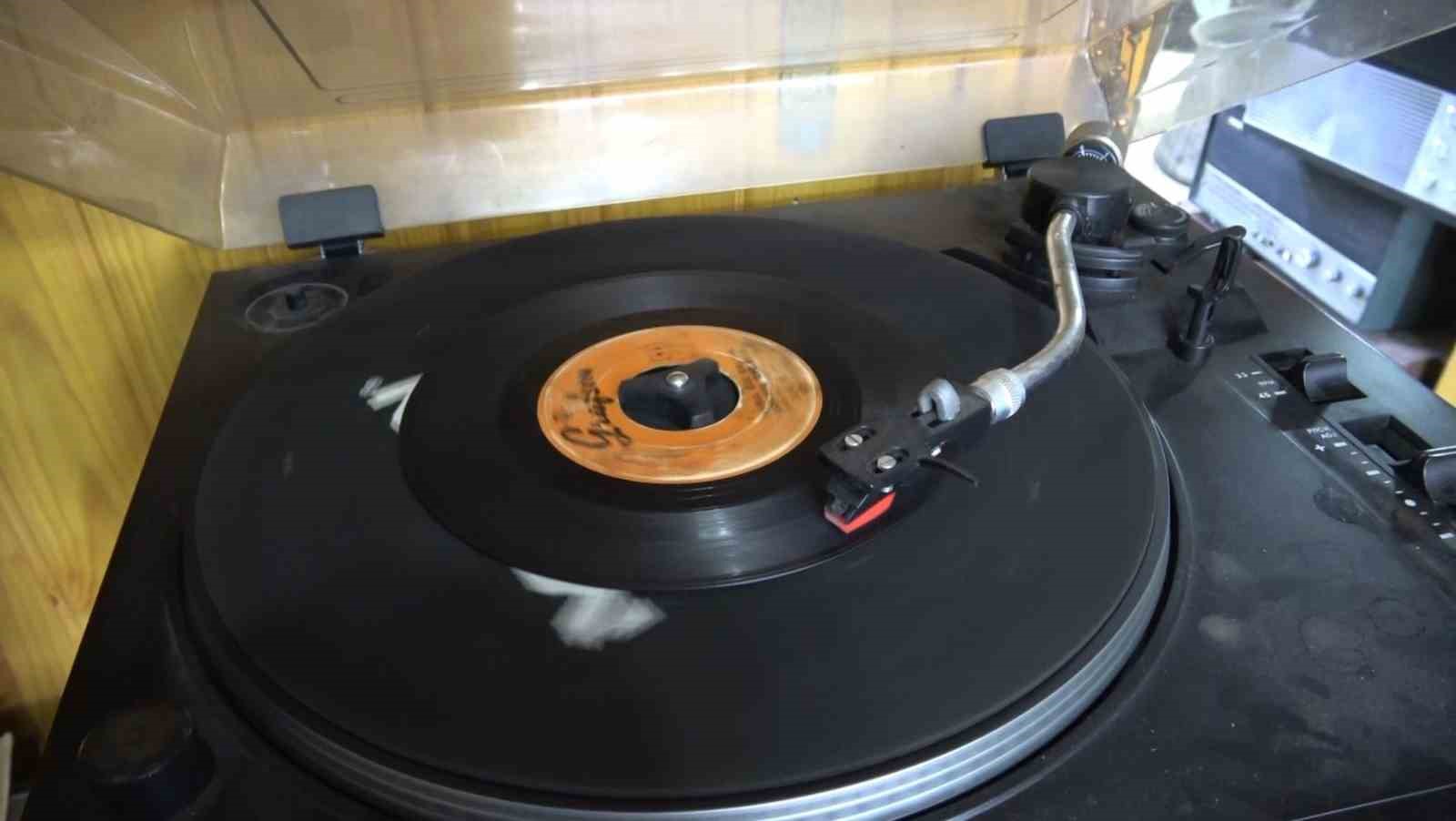 insanlar nostaljik muzige yonelince plak satislari artti 4 VgAnl89p