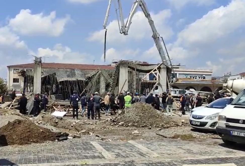 insatta beton dokulurken kalip coktu 1 isci yaralandi 2 6CJzh53S