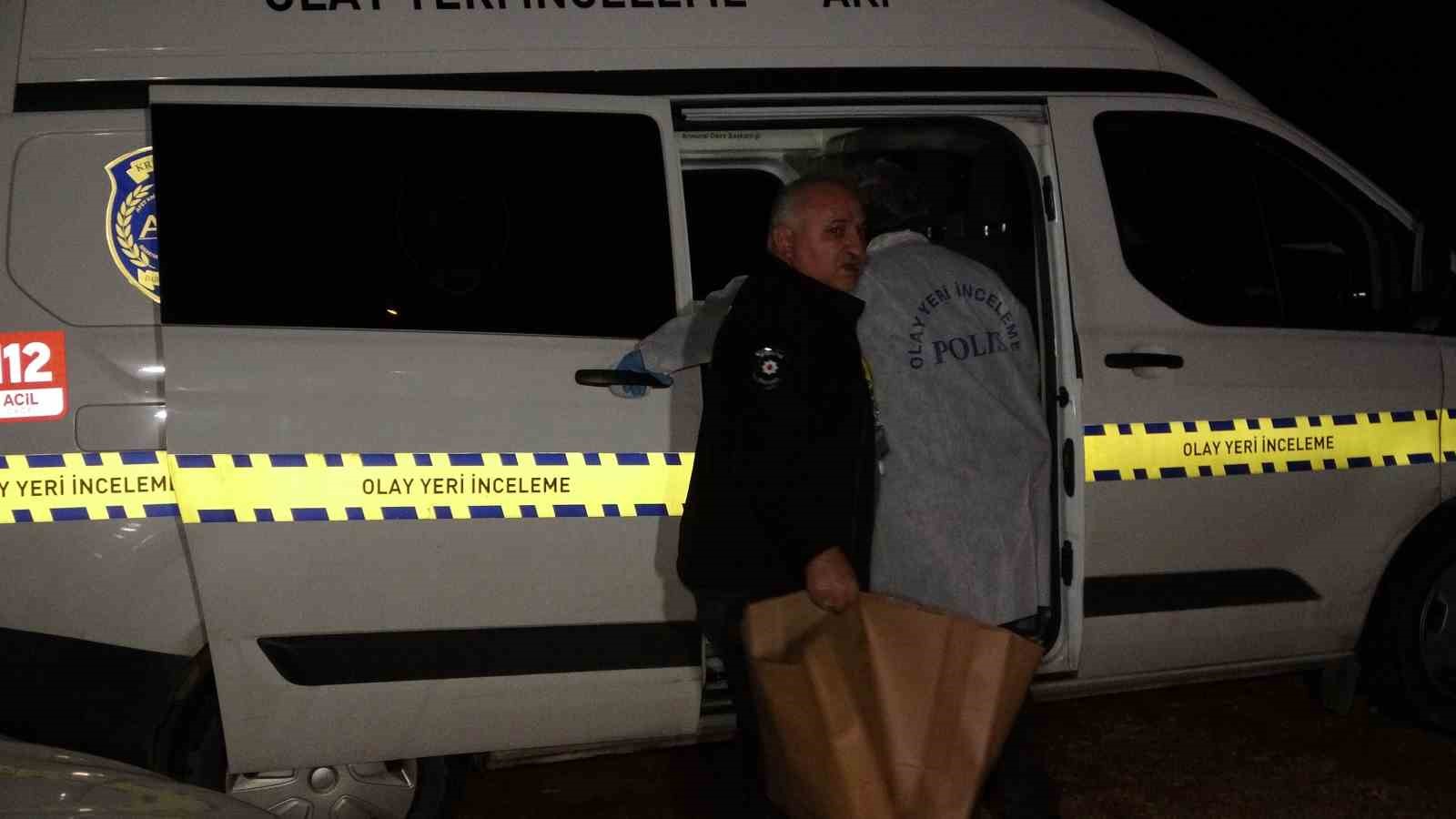internette tanistigi genc tarafindan bicaklanarak olduruldu 1 83R5DkSI