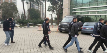 internetten-arac-kiralamak-istedi-500-bin-lira-dolandirildi-5-gozalti-Bib2LPtk.jpg