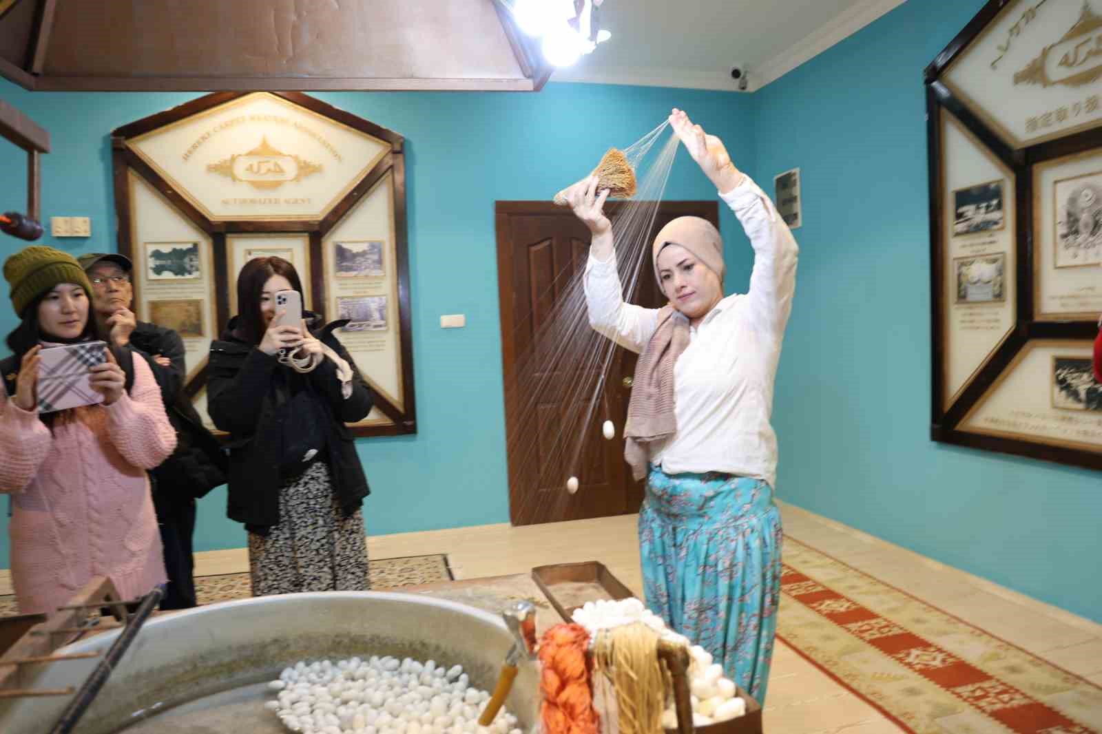 ipegin ilmeklerinde yasayan kultur 2 VF1nCc7p