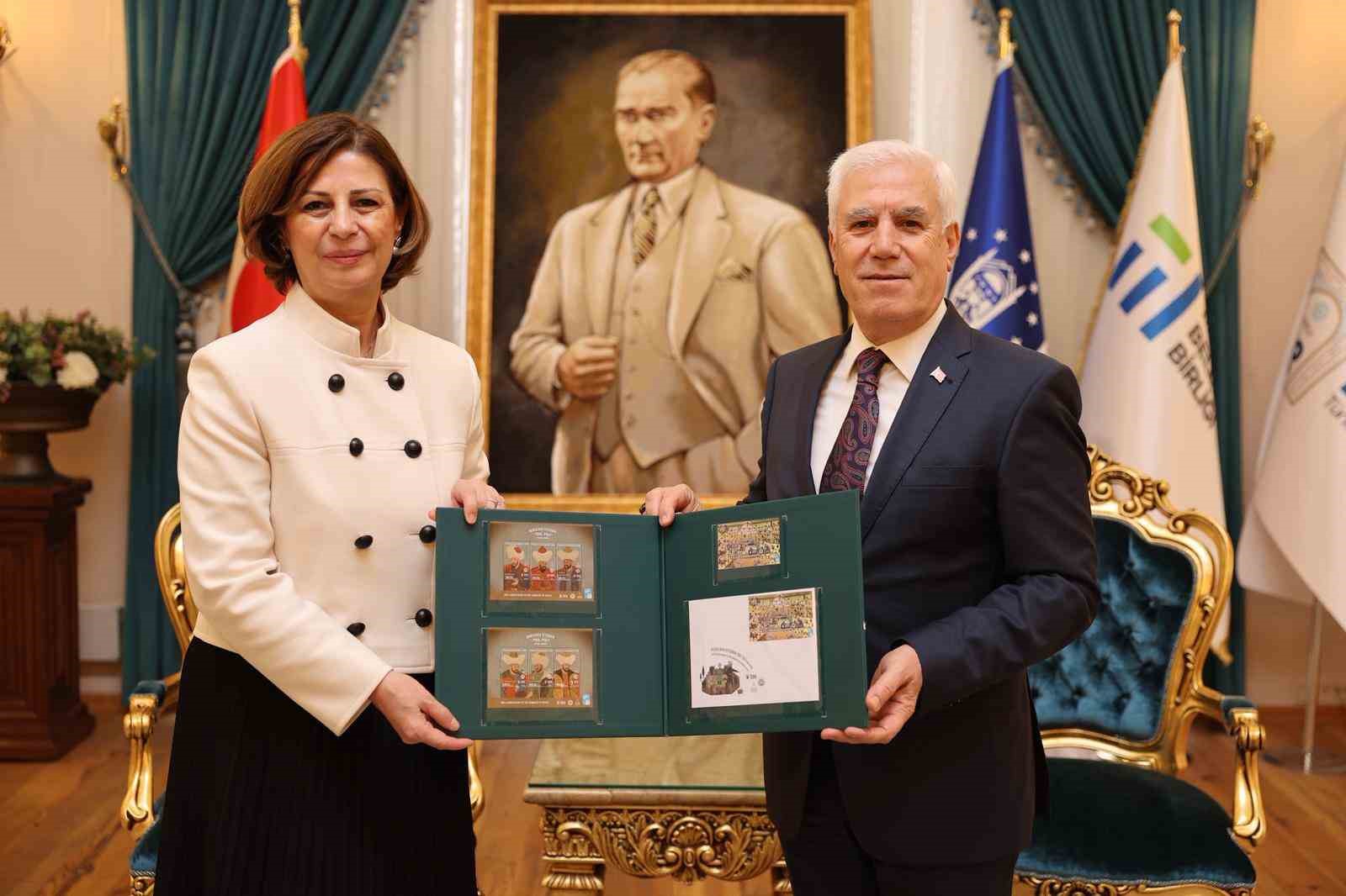 ipek sanatinin zarafeti bursada sergilendi 3 2jJIHc2p