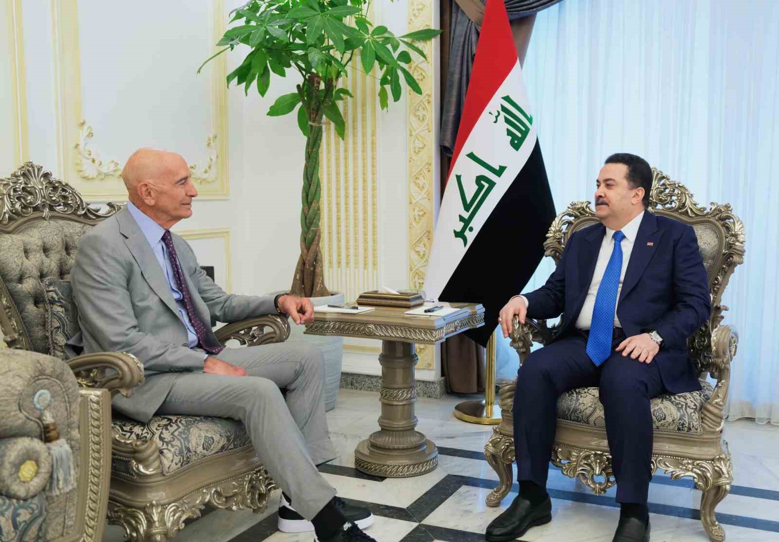 irak basbakani sudani abdnin suriye ozel temsilcisi barrack ile bir araya geldi 0 8CwvYJaE
