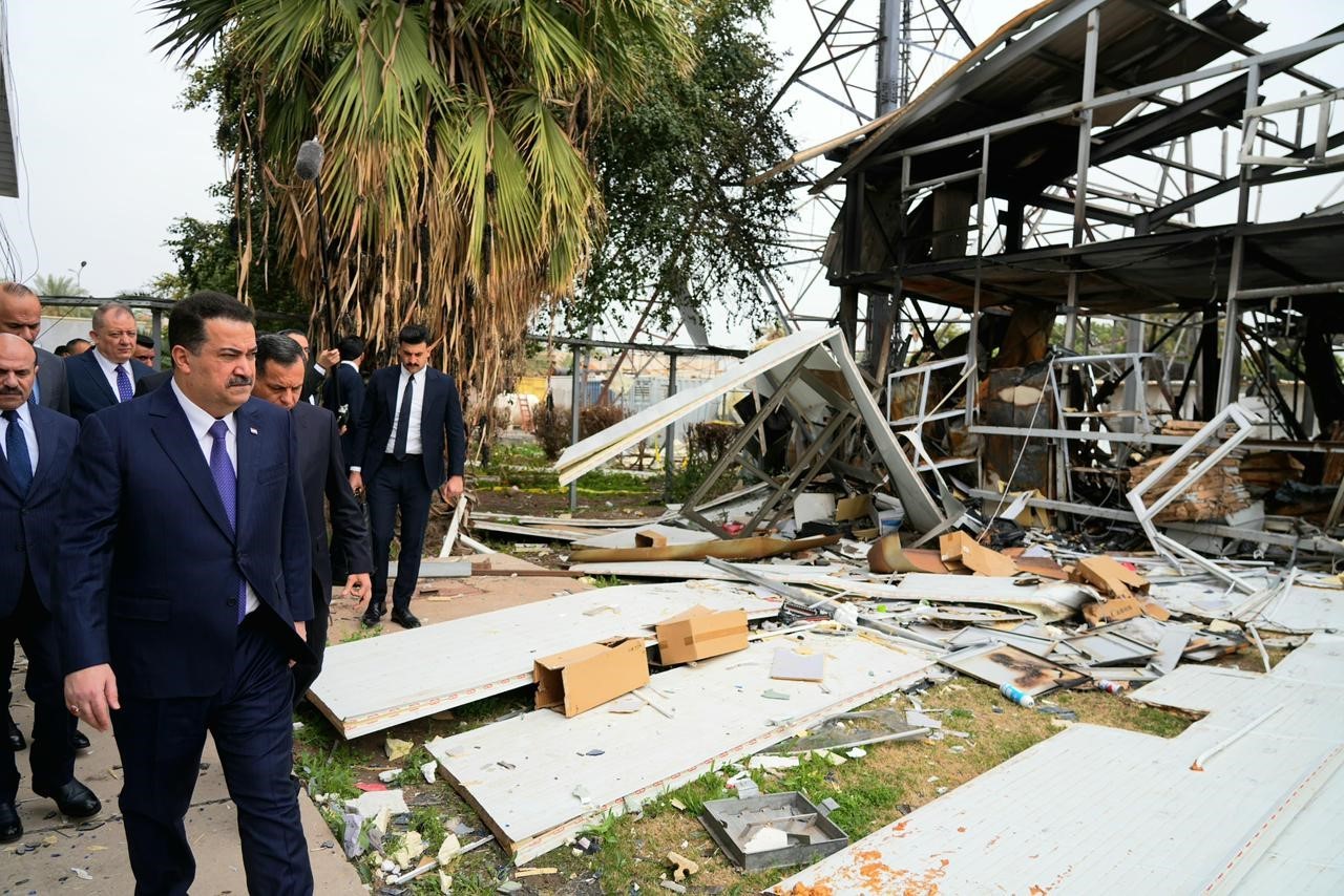 irak basbakani sudani saldiriya ugrayan ulusal istihbarat servisi binasini inceledi 2