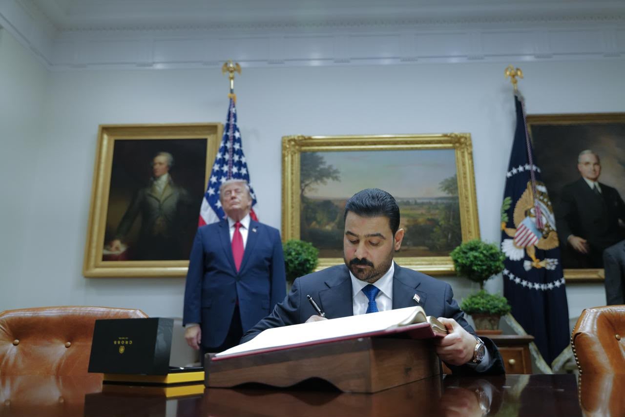 irak basbakani zeydi beyaz sarayda trump ile bir araya geldi 0 QLZdSVOp