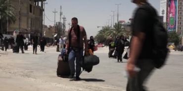 irak-iran-eski-dini-lideri-hamaneyin-cenazesini-karsilamaya-hazirlaniyor-tXkPUKHD.jpg