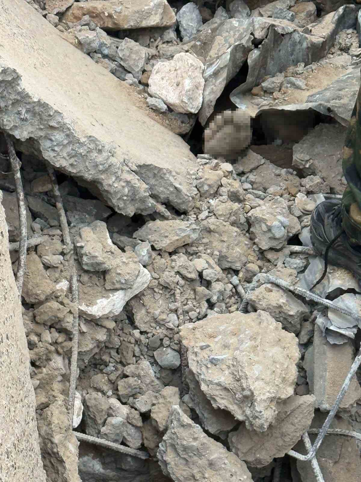 irakta yakalanmak uzere olan 3 deasli terorist intihar saldirisi duzenledi 0 vtdEirrT