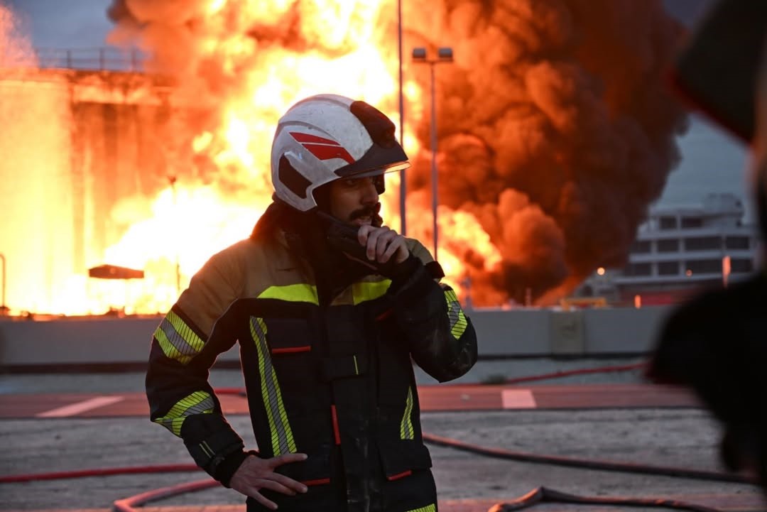 iran bahreynde yakit tanklarini vurdu 7 bIeBhstL