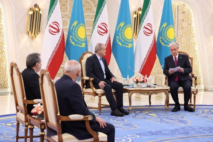 iran cumhurbaskani pezeskiyan abd ve bazi batili ulkeler bagimsiz ulkelerin egemenligini hedef aliyor 1 Euspp2eA