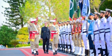 iran-cumhurbaskani-pezeskiyan-pakistan-basbakani-serif-ile-gorustu-ExD5tZ1k.jpg