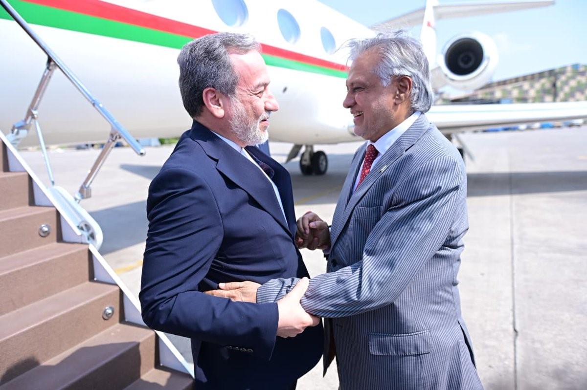 iran cumhurbaskani pezeskiyan pakistanda 0 CFrHWjwL