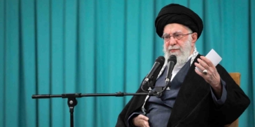 iran-dini-lideri-hamaney-protestolarda-binlerce-kisinin-oldugunu-kabul-etti-3ubIvhrX.jpg