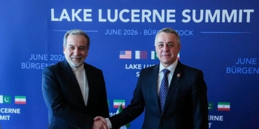 iran-disisleri-bakani-arakci-isvicreli-mevkidasi-ile-gorustu-c3XX7jxp.jpg