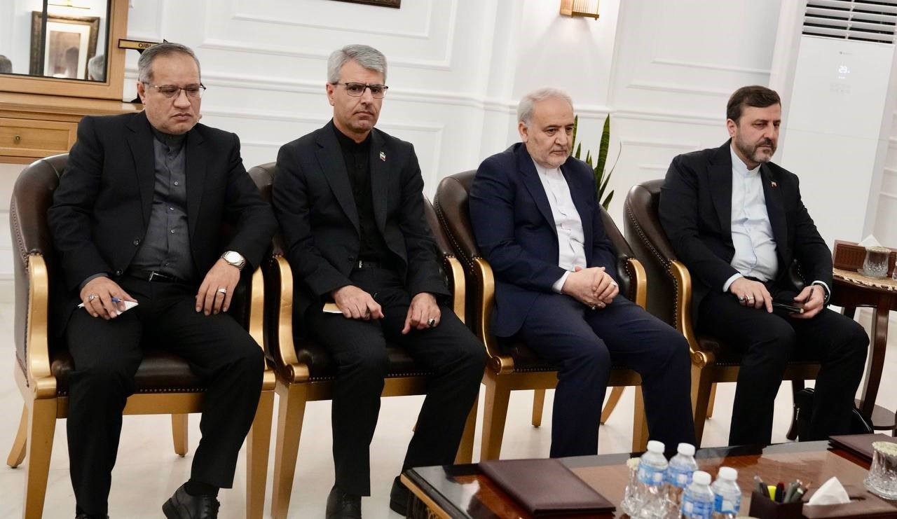 iran disisleri bakani arakci pakistan genelkurmay baskani munir ile gorustu 2 RaNPq1OV