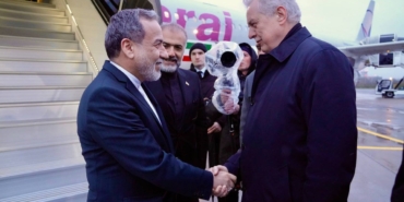 iran-disisleri-bakani-arakci-rusyada-qichwat2.jpg