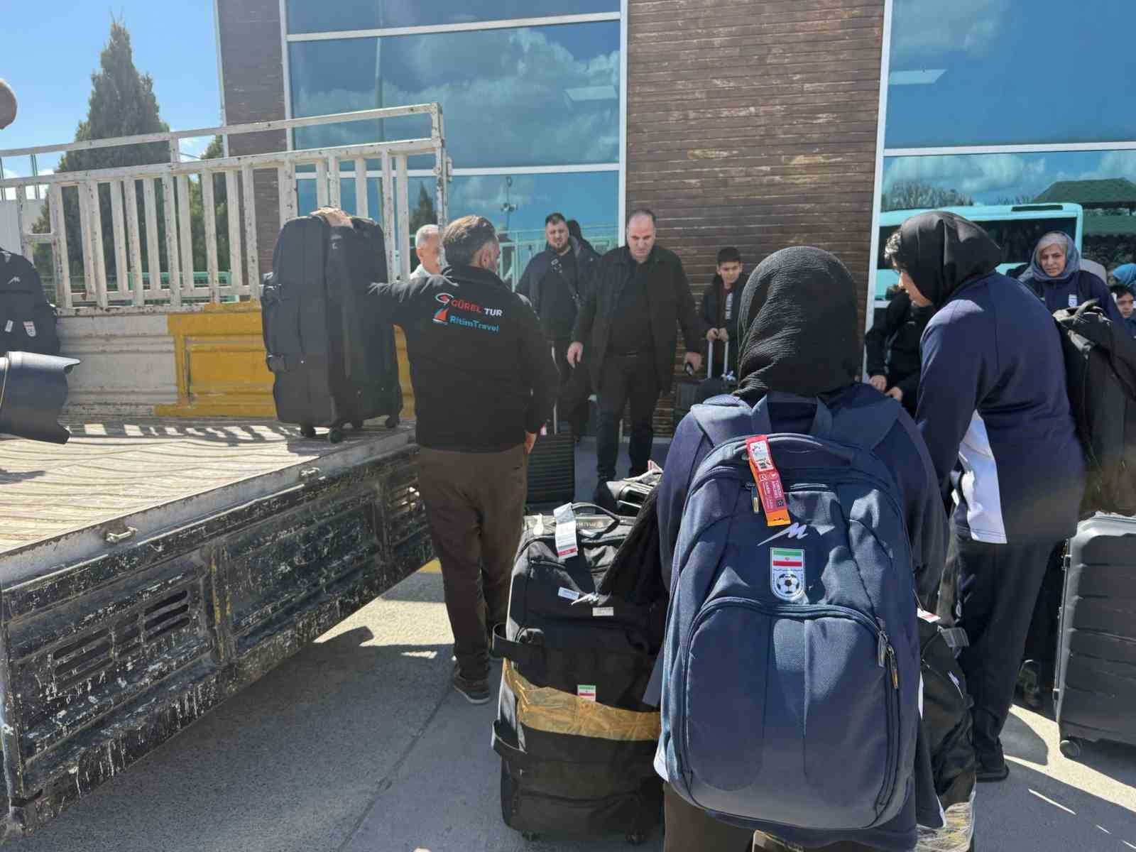 iran kadin milli futbol takimi igdirda 1 3GfyQePn