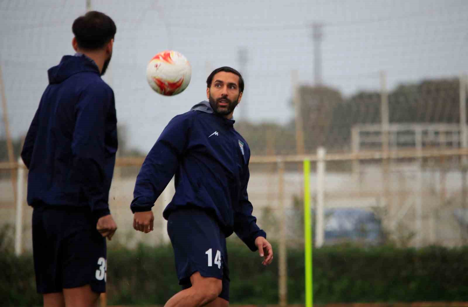 iran milli takimi kamp icin antalyaya geldi 9 eXUI49BA