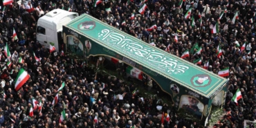 iranda-abd-israil-saldirilarinda-hayatini-kaybeden-ust-duzey-askeri-yetkililer-icin-cenaze-toreni-UXCp8KmH.jpg