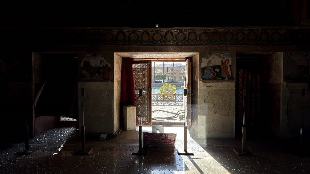 iranda unesco alanindaki cehel sutun sarayi saldirilarda hasar gordu 1 mdTSlGeI