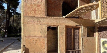 iranda-unesco-alanindaki-cehel-sutun-sarayi-saldirilarda-hasar-gordu-NMUukGpV.jpg