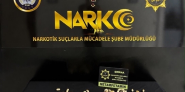 iranli-iki-kisi-151-parca-halinde-yuttuklari-93926-gram-metamfetaminle-yakalandi-nj5tcT2D.jpg