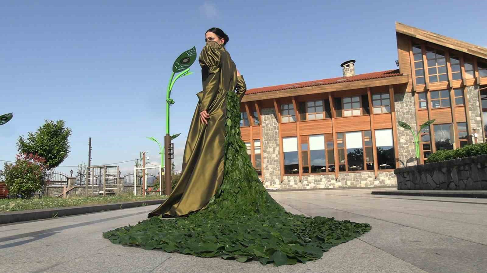 iranli ogrenci 5 bin cay yapragi kullanarak elbise tasarladi 2 NOJiOQnv