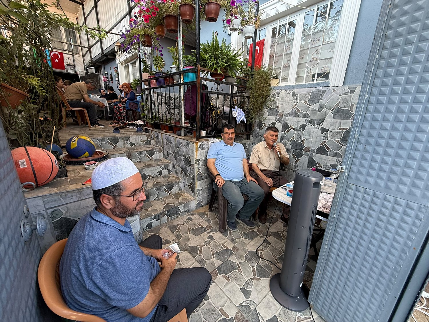 Irmak öğretmen memleketi Kula’da dualarla anıldı 9 irmak ogretmen memleketi kulada dualarla anildi 5 aVYthw8G