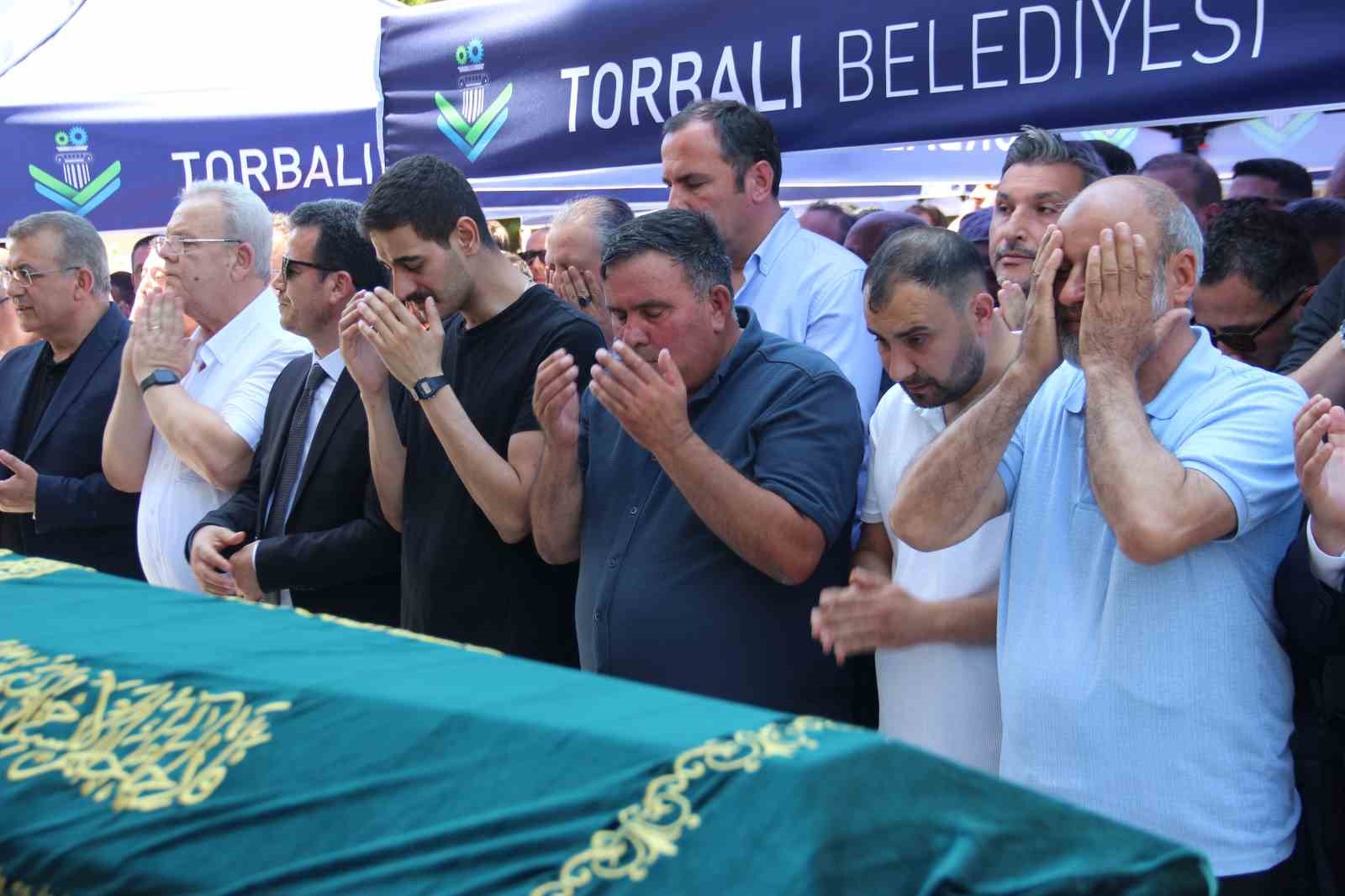 irmak ogretmene aci veda 10 RcQYF7s3