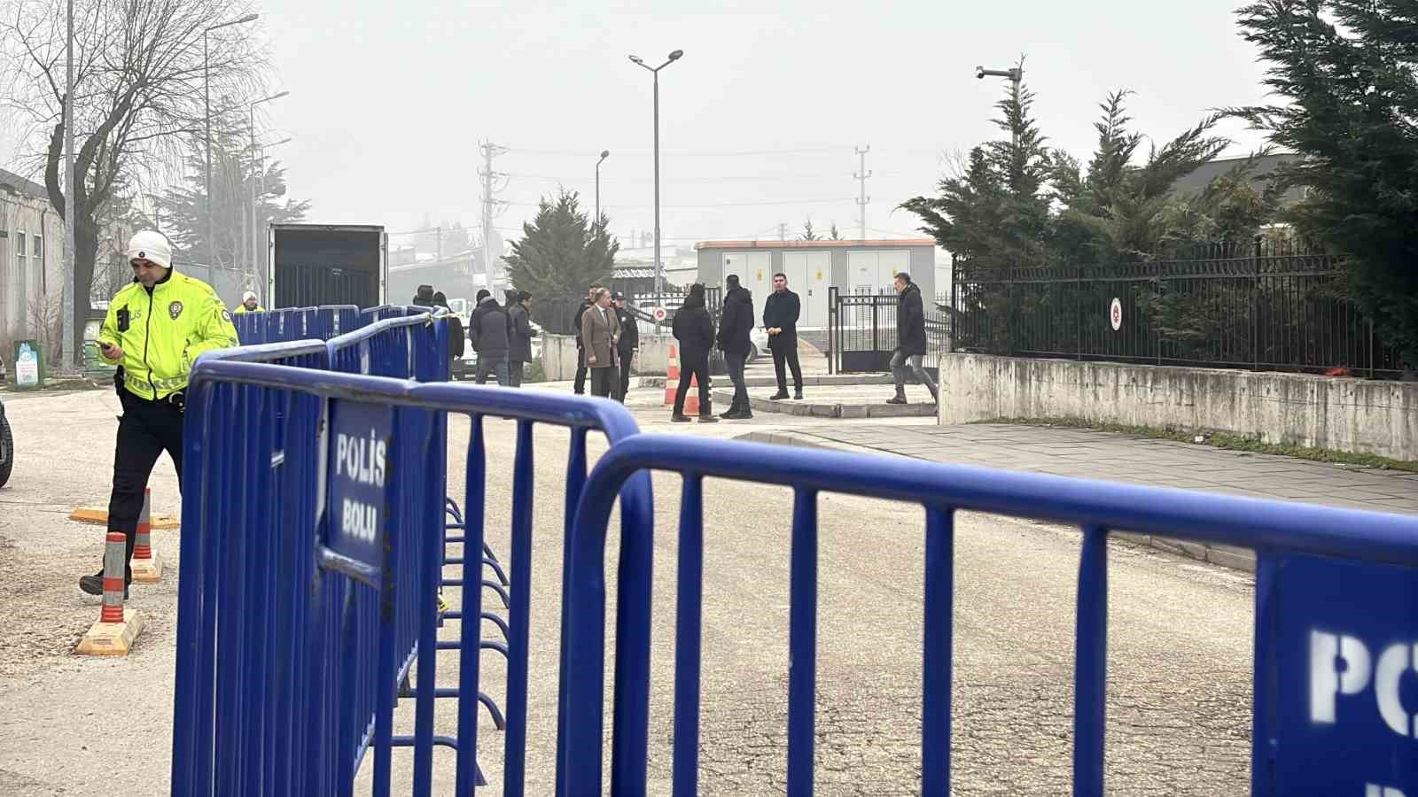 İrtikap soruşturmasında yeni gelişme: Tanju Özcan ve 12 kişi adliyeye sevk edildi 6 irtikap sorusturmasinda yeni gelisme tanju ozcan ve 12 kisi adliyeye sevk edildi 2 WbnPdDKE