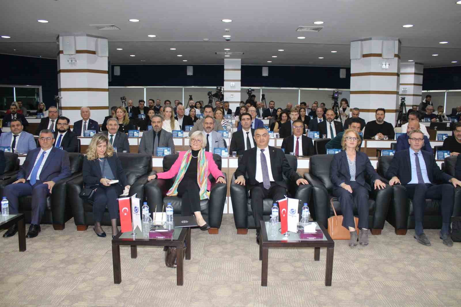 is adamlari almanyadan vize kolayligi talep etti 0