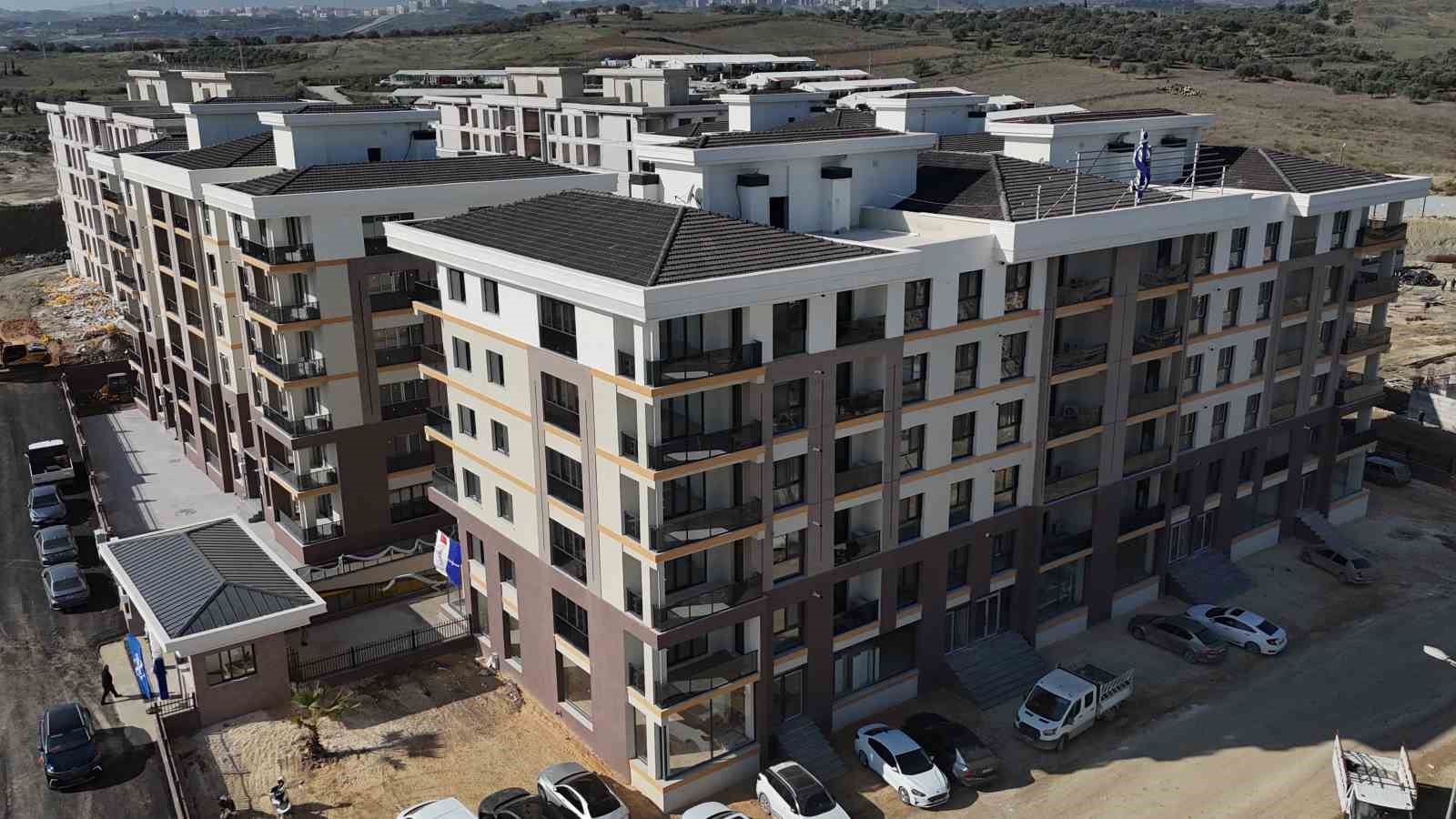 İş Bankası’ndan depremin yaralarının sarıldığı Hatay’a eğitim desteği 8 is bankasindan depremin yaralarinin sarildigi hataya egitim destegi 4 2Qn7dJhO