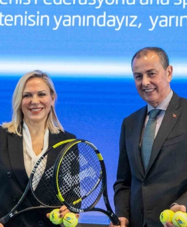 is-bankasindan-tenis-sporuna-destek-XqafbHYh.jpg