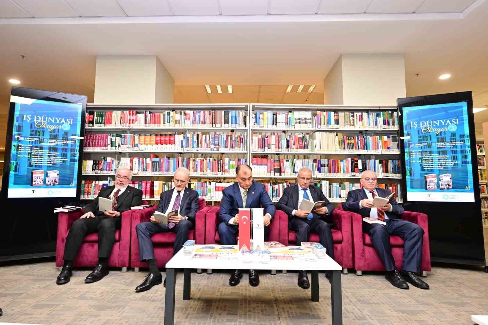 is dunyasi okuyor etkinliginin ucuncusu duzenlendi 0 tpyPSTRd